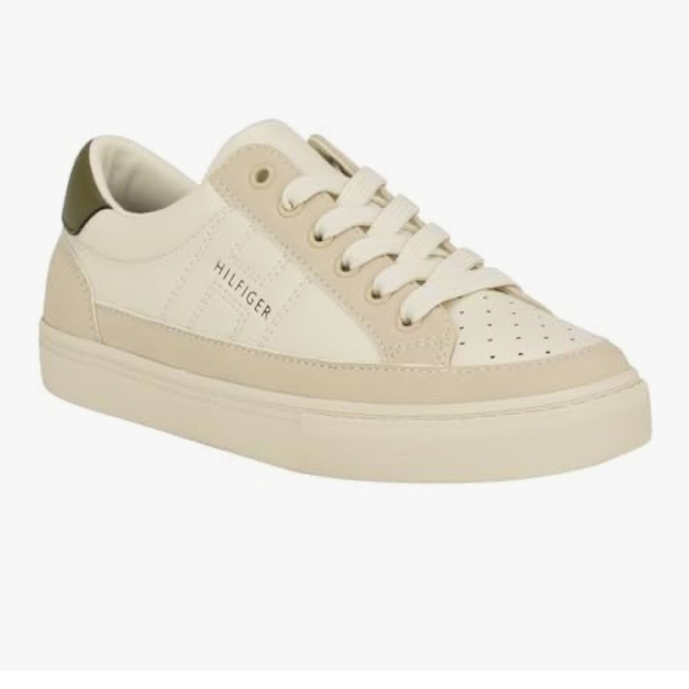 Tommy Hilfiger Women's Loliene Sneaker Color Light Grey Multi, Size 11